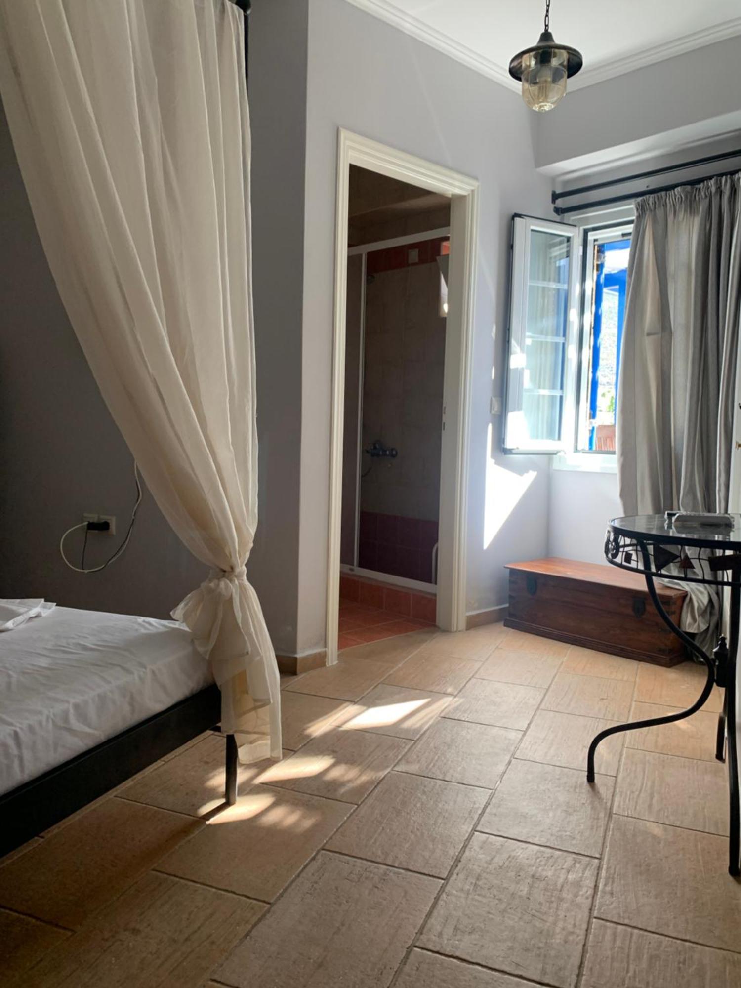 Hotel Notara Diakofti エクステリア 写真